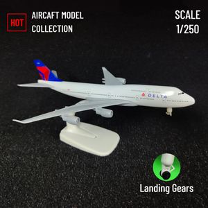 1 250 Metal Aircraft Model Replica Delta Airlines B747 Airplane Scale Miniature Art Decoration Diecast Aviation Collectible Toy 240319