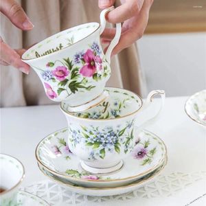 Fincan tabakları kahve fincanı ve tabağı seti kemik çin retro mevsimleri çiçek kupa yaratıcı euro phnom penh seramik basılı içecek hediyesi