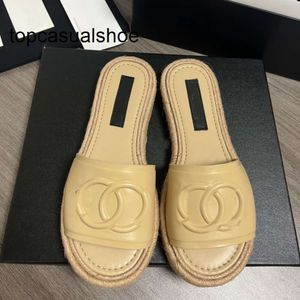 Chanelllies Colors Channeles Slippers Flat 23C кожаные женщины Slide Mules Espadrille Sandals Shoes Beige Black Lambskin.