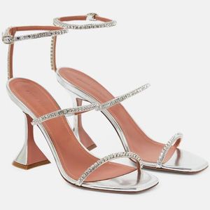 Verão Mulheres Amina Muaddi Gilda Andals Sapatos Cristal-embelezado PVC Martini Salto Festa Vestido De Noiva Senhora Gladiador Sandalias EU35-43 Com Caixa