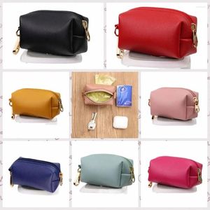 Dog Apparel PU Leather Poop Bag Dispenser Durable With Metal Clip Trash Holder Waste Bags Storage Pouch For Leash And Belt