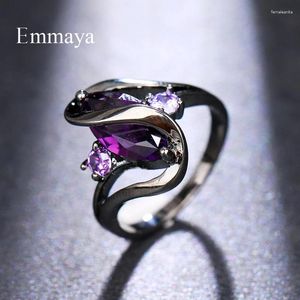 Cluster Rings Emmaya Austrian Black Gun Plated Style Retro For Women Purple Crystal CZ Wedding Jewelry Party Trendy Love Gift