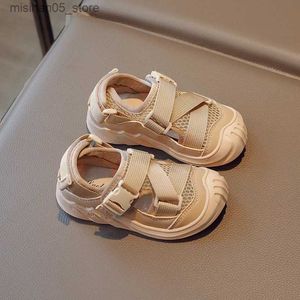 Sandals 2023 New Summer Childrens Sandals Childrens Net Beach Shoes Leisure Anti slip Soft Sole Outdoor Childrens Sports Sandals Q240328