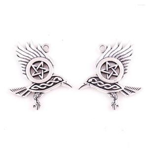 Naszyjniki wisiorek Flying Raven Pentacle Antique Silver Dark Moon Morrigan Crow Magic Amulet2490