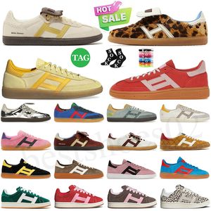 2024 New Designer Wales Bonner Running Shoes Vegan Indoor Handballs Spezials Shoes Pony Leopard Silver Monogram Black Gum 00s Womens Mens Sneakers Trainers Size 45