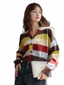 Mishow Wool Retro Ctrast Rainbow Stripe Knitted Gardigan Autumn 2023 V-Neck A-Straight Single Bedeed Short Tops MXC43Z0194 ​​H1NR#