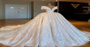 Luksusowa suknia balowa plus rozmiar suknie ślubne z ramion koronkowe aplikacje zamiatanie pociągu na zamówienie sukienki ślubne wiejskie suknie ślubne 6148371