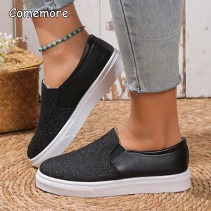 Casual Shoes Comemore Girls Wygodne modne trend Bling Slip-on Sneakers Flat Bieganie różowy luksusowy wulkanizowany 43