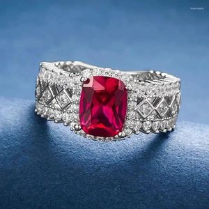 Klusterringar anpassade klassiska kvinnor cz röd ruby ​​zirkonring s925 sterling silver engagemang fina smycken