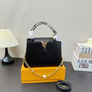 24SS Women's Luxury Designer Capucines Handbag Shoulder Bag Crossbody Bag Women's Luxury Chain Handbag Simple Atmosphere 27CM/20CM