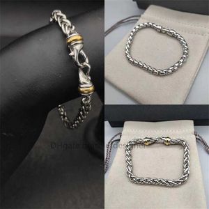 Armband Kvinnor Armband Luxury Bangle Designer Box Chain Jewelry Woman Charm Rostfritt stål 5A Kvalitet 18K Guldpläterad gratis modefrakt