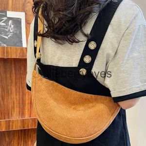 Bolsas de ombro Vintage Corduroy Designer Satchel Japonês Cor Sólida Mulheres Pequenas Bolsas Moda Dumpling Viagem Simples Crossbodyblieberryeyes