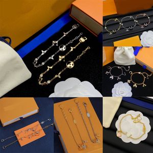 Luxury Designer Bracelets For Woman Classic Crystal Clover Flower Star Letter Charm Bracelet Chain Bracelet 18K Gold 925 Silver Plated Bangle Party Fashion Jewelry