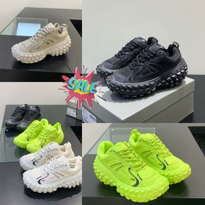 Nya mode Positiva tränare Däck Sole Shoes Spring and Summer Thick Sole ökar fritidens sportskor Skor Tank Daddy Shoes Gai 35-40