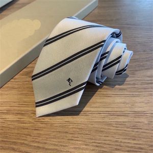 aa 2024 Hawaii Cravatta Cravatta da uomo Cravatta di moda di marca Festa di nozze Cravatte tinte in filo Cravatta di marca retrò Cravatta da uomo casual Cravatte da lavoro con scatola 8819