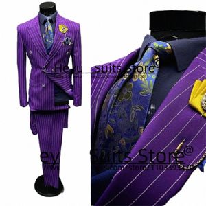紫色のクラシックストライプfi男性スーツスリムフィットピークラペルスリムグルームタキシード2ピースセット