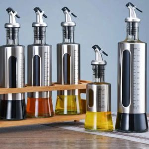Accendini Bottiglia di olio da 200/300/500 ml con dispenser per condimenti in vetro multifunzionale per cucina