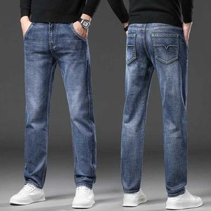 Męskie spodnie 2024 Masowe męskie dżinsy biznesowe męskie nogi klasyczne dżinsy swobodne dżinsowe spodnie ultra cienkie odpowiednie do prostych mens spodni J240328