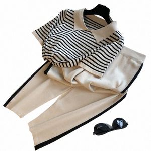 Fi Stripe Patchwork Malha Two Peice Set Mulheres Turn-Down Collar T-shirt de manga curta + Calças até o tornozelo Fatos casuais W9du #