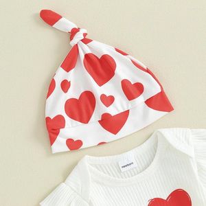 Kläder sätter spädbarnsflicka Valentine S Day 4st -outfit långärmad romper med hjärtavtryck och hattpannbandsset