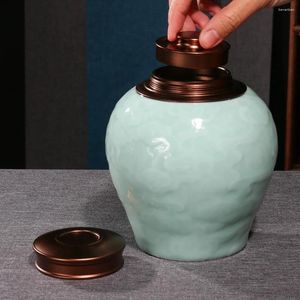 Storage Bottles Creative Relief Cyan Ceramic Tea Tank Double-layer Alloy Lid Sealed Jar Home Decoration Porcelain Nuts Candy