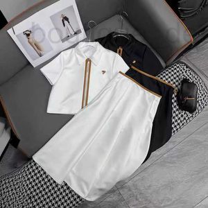 Women's Two Piece Pants designer brand New Pra for Spring and Summer, Reducing Age Sweet Girl Style, Contrasting Color Lapel Short Jacket Paired with Skirt Set D9SN