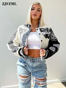 Jesienne zima długie rękawy Krótkie kurtki baseballowe Aktywne odzież dla kobiecego wzoru paska guzika w górę patchwork płaszcze Varsity 240320