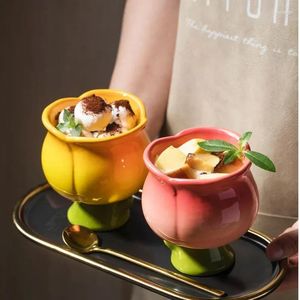 Tazze Piattini Tulipano Coppa da gelato Forma di fiore irregolare Caffè in ceramica Tazza da dessert dipinta a mano Latte Cola Succo Bicchieri freddi