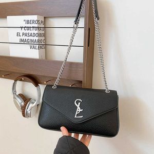 Borsa da sera Borsa a tracolla da donna in pelle di design di lusso Borsa a tracolla di alta qualità Borsa a tracolla di lusso di moda Borsa in pelle di vacchetta per personalità della moda L2402