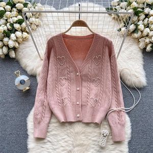 Damenstrickmode Perlenperlen V-Ausschnitt Langarm Strickjacke Frauen Kurze Pulloverjacke Beige Rosa Gelb Frühling Herbst Weiblich