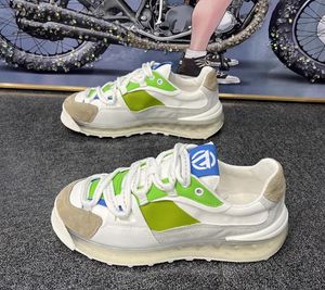 Projektanci mężczyźni luksusowe buty do biegania trampki na poduszkę do puchu buty sportowe lekkie nowe moda mężczyźni wchłanianie potu oddychające buty swobodne.