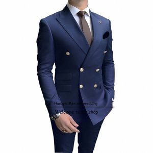 Navy Men Party Tuxedos 2 sztuki Najnowsze szczytowe lapy luzowe garnitury złoto tyłki fi styl styl podwójnie piersi B0CD#