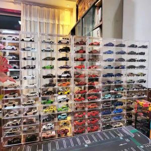 CASSIONI 1:64 Modello di auto Punta di stoccaggio giocattolo per burattini per bararolo porta emergenza trasparente per la polvere acrilica Acrylic Affermazione per auto -esposizioni per auto