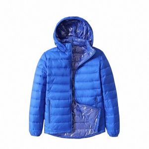 Piumino invernale da uomo 2021 Nuovi arrivi Cappello staccabile Piumino ultra leggero da uomo Parka leggero Cappotti caldi antivento p8Ur #