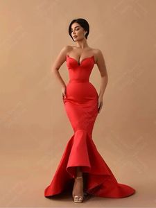 Sexy Red Women Evening Pagent Dress 2024 V-Neck Backless Backless Satynowa syrena Satuszka PROM Formalne suknie imprezowe szatę de soiree