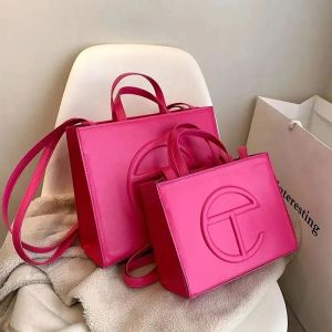 Förvaringspåsar mode axel crossbody candy colors bags kvinnor / kvinnliga telefon plånböcker handväskor topphandtag stor kapacitet på bagsstorage