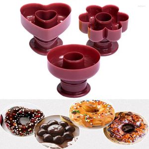 Moldes de cozimento DIY Donut Maker Cortador Bolo Molde Flor Coração Forma Fudge Pão Sobremesa Padaria Molde Redondo Ferramentas de Chocolate