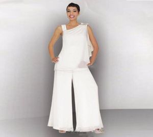 White Chiffon Elegant Mother Of The Bride Groom Pant Suit Ruched Crystal Plus Size Women Formal Wedding Guest Dresses1449794