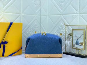 NUOVO marchio francese di moda classica Totes di lusso qualità moda donna blu Denim blu Borsa per trucco borse da città borsa di design pochette Porta carte di credito