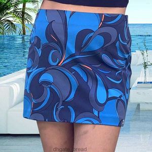 Saias Lady Salia curta estilo retro abstrato impressão alta cintura magra Mini temperamento sexy 2023 Summer Woman Hip Tight Hip