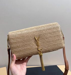 Kobiety splatają torbę posłańca słoma ramię Crossbody Torebka Wysokiej jakości torebka torebka moda Złota sprzęt Letter Dekoracja