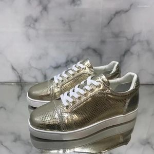 Freizeitschuhe Mode Low Cut Herren Luxus Hochwertige Trainer Fahren Spiked Gold Schlange Echtes Leder Keine Nieten Flache Turnschuhe