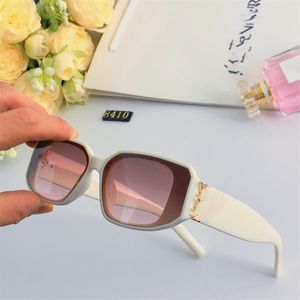 Designer óculos de sol para mulheres y099 turista oval sunglass luxo moda vintage polarizado letras grandes tons seniores proteção uv