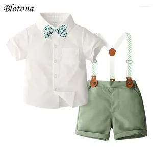 Kläder sätter Blotona Baby Boys 2st Gentleman Outfits Short Sleeve Bowtie Shirt Suspender Shorts Set Smittla kläder 1-5 år