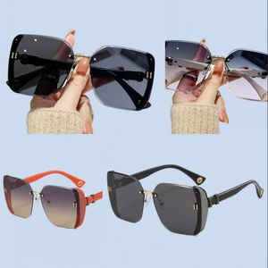 Lentes de Sol Mujer Designer Okulary przeciwsłoneczne Kobiety Wysokiej jakości stopy wielokrotne Luksusowe okulary pomarańczowe Materiał Materiał Lustro Nogi Okulasy Ogółem HJ093 E4