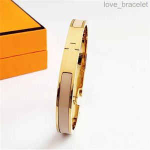 High Quality Designer Design Bangle Stainless Steel Classic Jewelry Bracelets for Men and Women