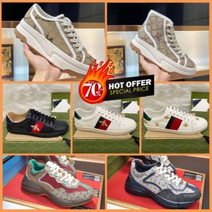 Tasarımcı Ayakkabı Sıradan Ayakkabı Erkek Kadınlar Erkek Elbise Ayakkabı Loafer Spor Sneaker Moda Yılan Orijinal Deri Sabitlikler Age Arı Çizgileri Ayakkabı Spor Eğitmenleri Tiger Boyutu 35-45