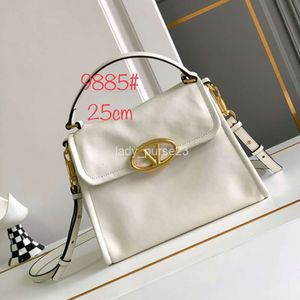 designers purse lady Large Bags Designer Bag Lady Velentino Casual Vsling Stud 2024 New Popular Fashionable Small Design Single Shoulder Crossbody Handheld Wo 4B05