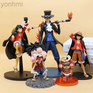 Anime Manga Anime One Piece Luffy Roronoa Zoro Kimono Battle Version Cartoon Action Figures Model Ornaments Tide Play Holiday Toys Gifts 24329