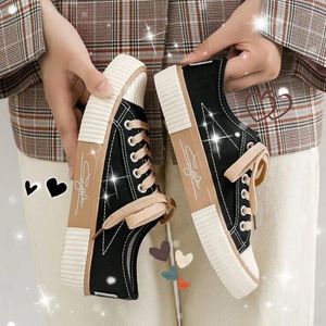 Sıradan Ayakkabı Platformu Sneakers Fashion Street Dans Kişilik Aşıkları Kadınlar Vulcanize Canvas Skate